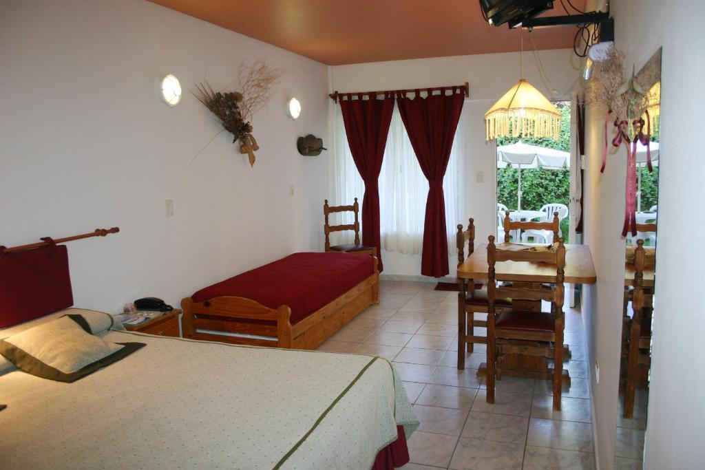 Las Bardas Puerto Madryn Room photo